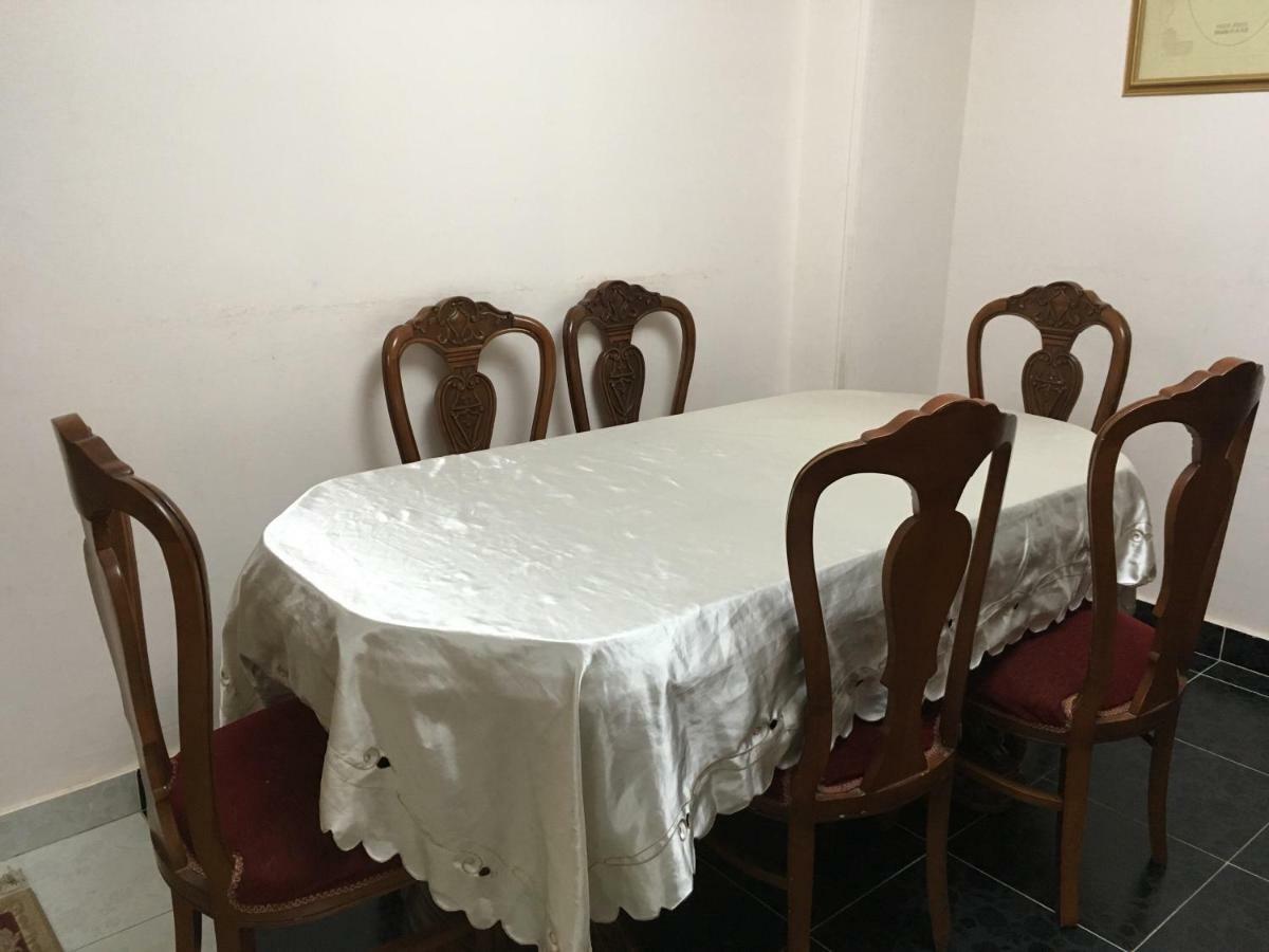 Two-Bedroom Apartment At Al Rehab カイロ エクステリア 写真